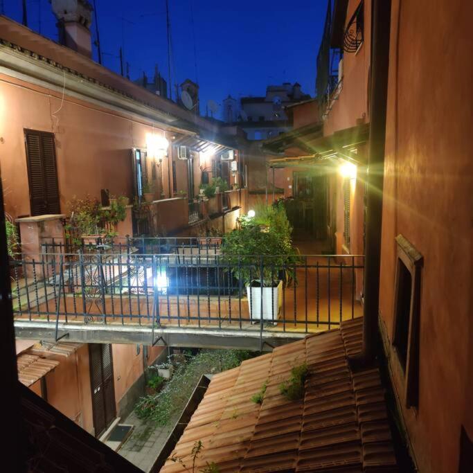 Julia Nel Cuore Di Trastevere روما المظهر الخارجي الصورة